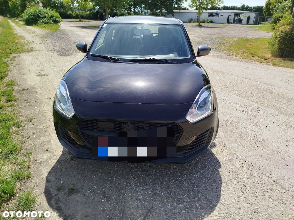 Suzuki Swift - 1