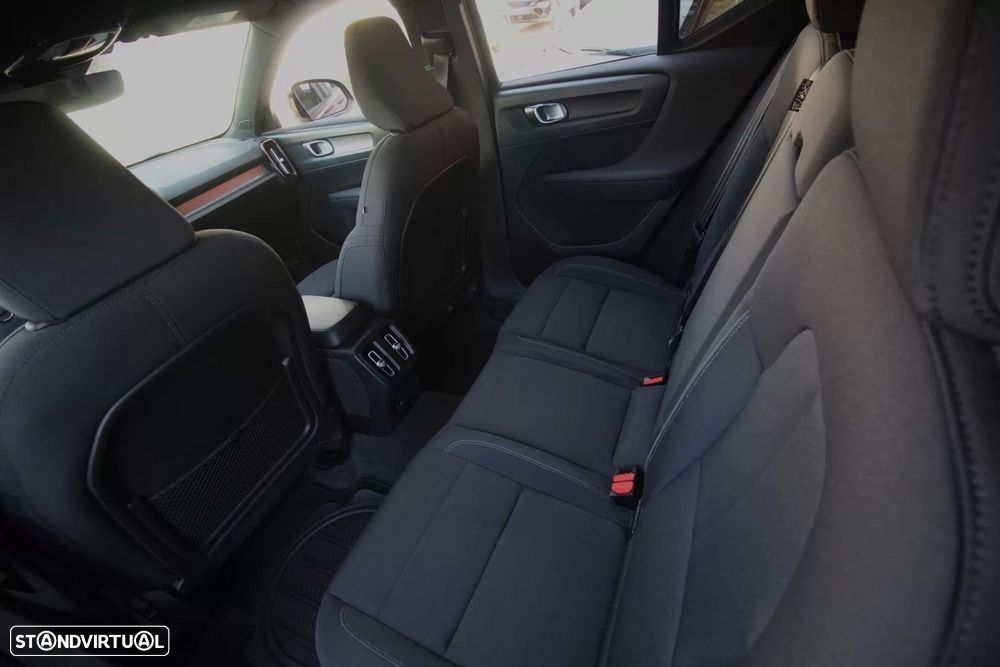 Volvo XC 40 Recharge Plus - 20