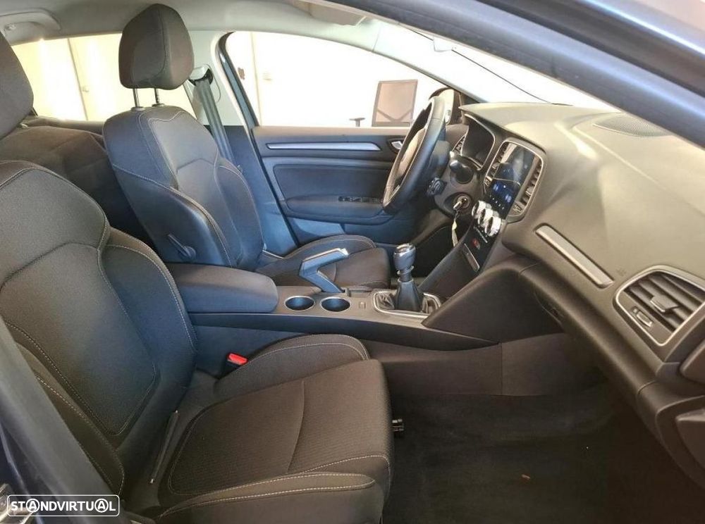 Renault Megane IV SOCIETE BLUE DCI 115 c/IVA - 4