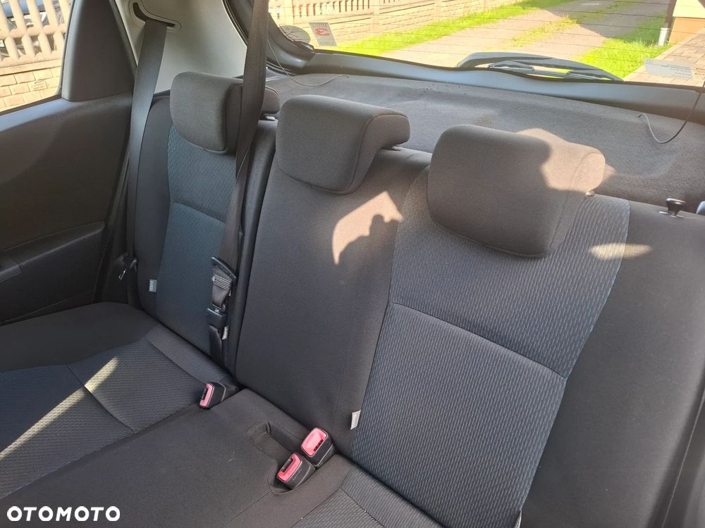 Toyota Yaris 1.5 VVT-i Comfort - 21