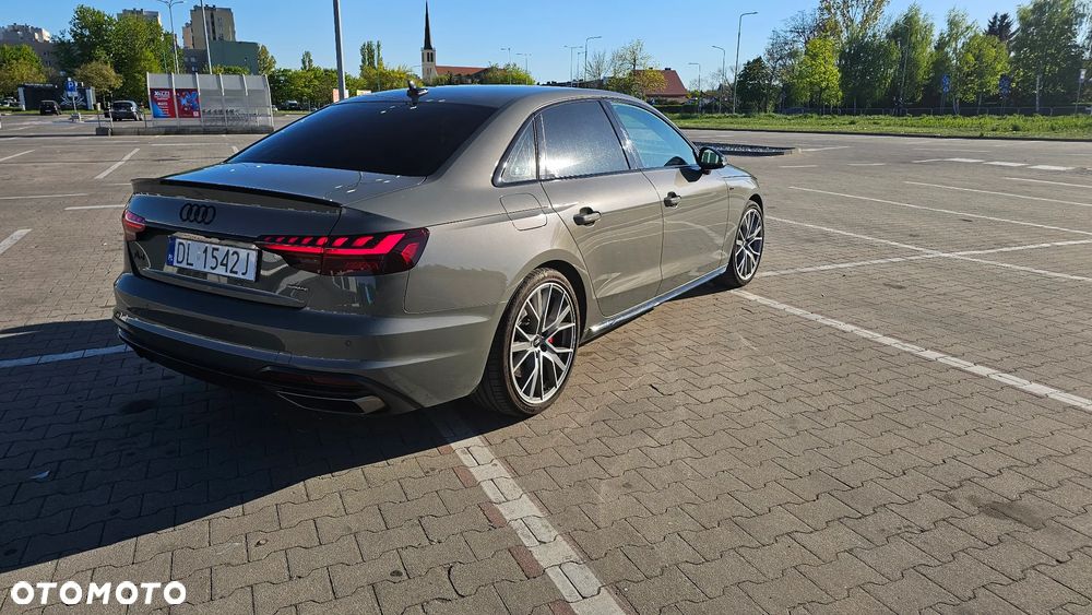 Audi A4 Limousine 45 TFSI quattro S tronic S line - 17