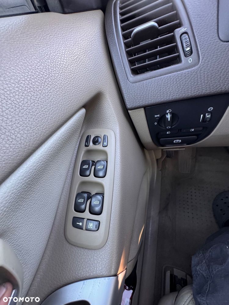 Volvo XC 90 - 23
