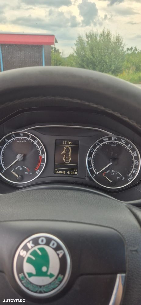 Skoda Octavia 2.0 TDI RS - 5