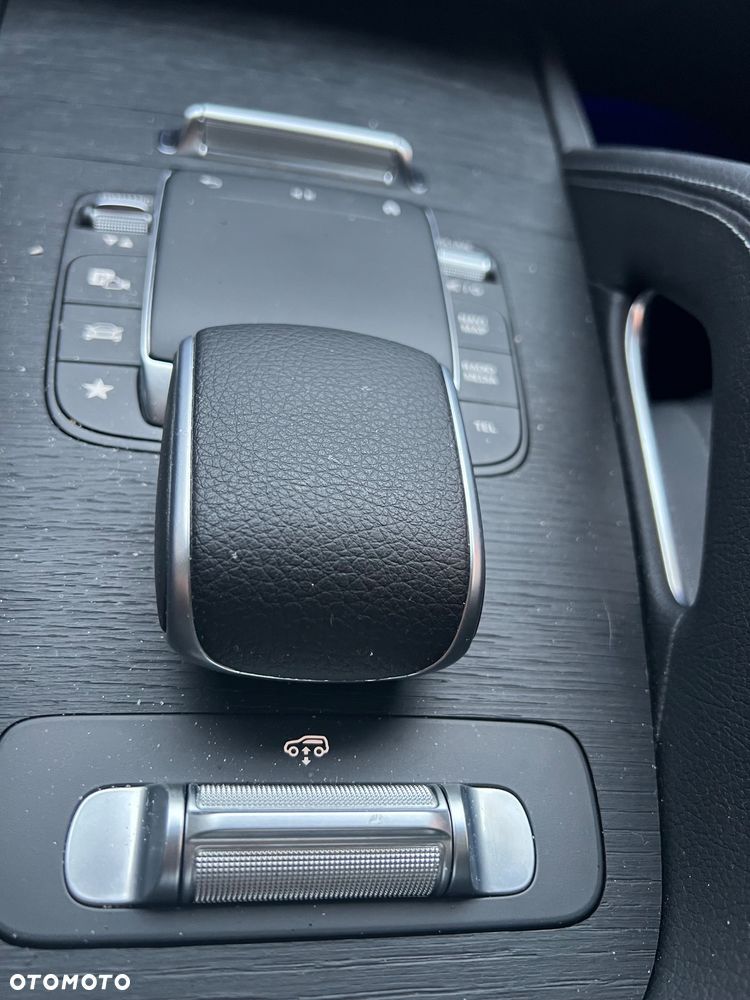 Mercedes-Benz GLE 300 d 4-Matic - 3