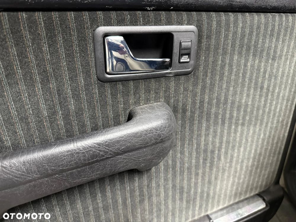 Audi 100 2.2 E - 7