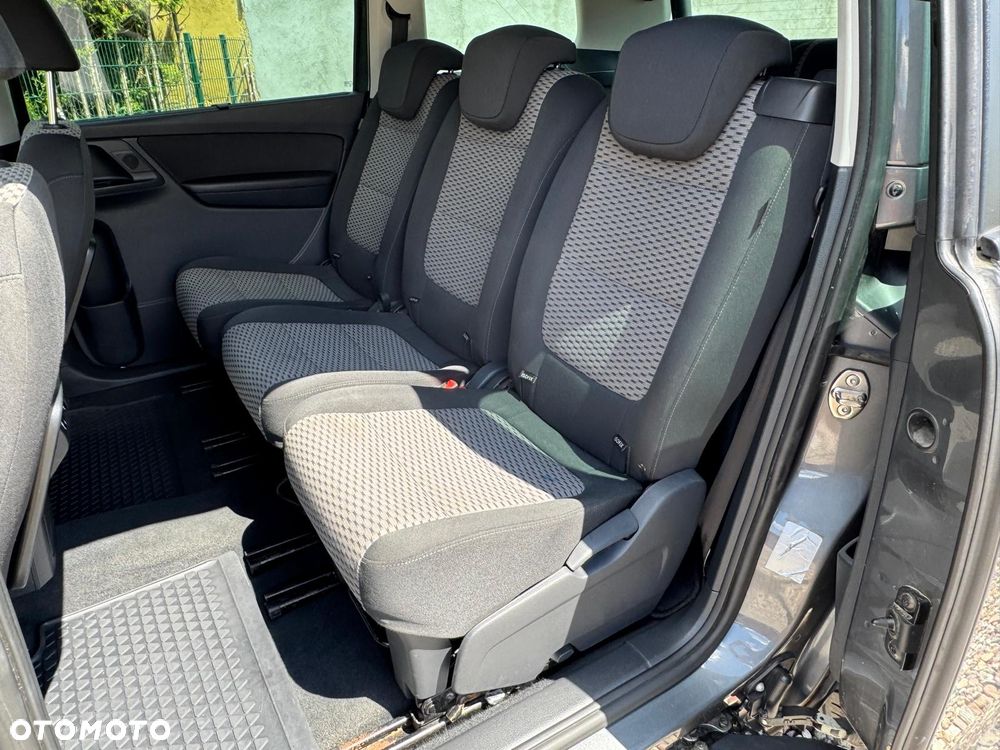 Volkswagen Sharan 2.0 TDI Comfortline - 11
