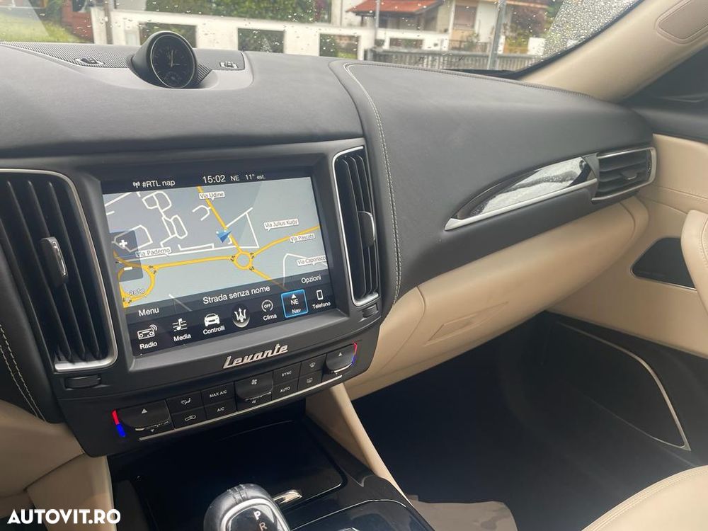 Maserati Levante Q4 - 11