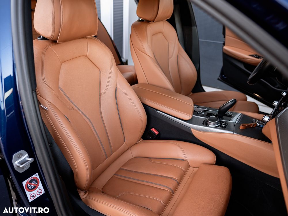 BMW Seria 5 520d Aut. M Sport Edition - 16