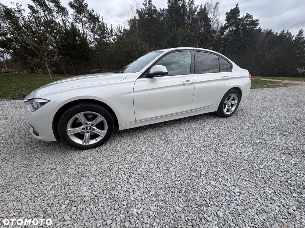 BMW Seria 3 320d xDrive Sport Line Shadow - 2