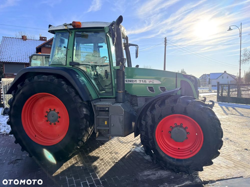 Fendt 718 Vario TMS - 9