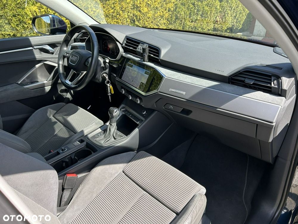 Audi Q3 35 TFSI S tronic - 14
