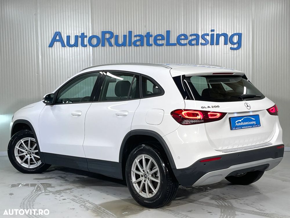 Mercedes-Benz GLA - 4