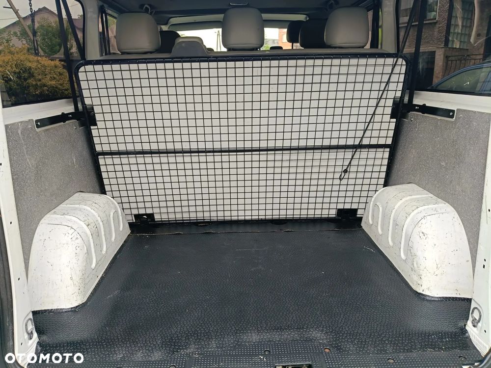 Opel Vivaro - 20