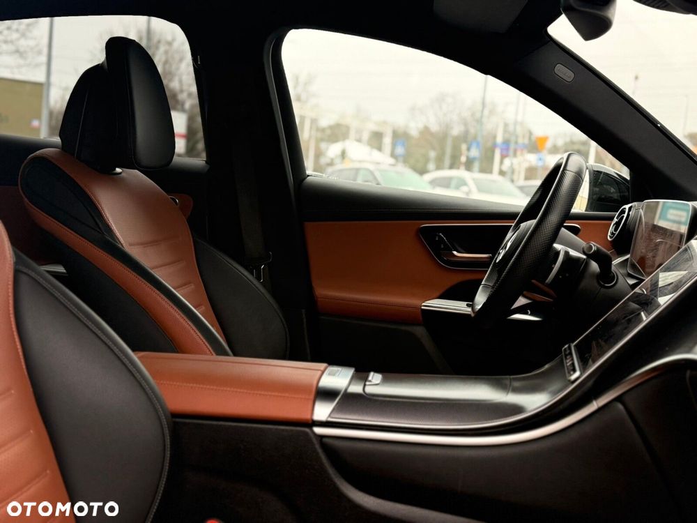 Mercedes-Benz GLC - 24
