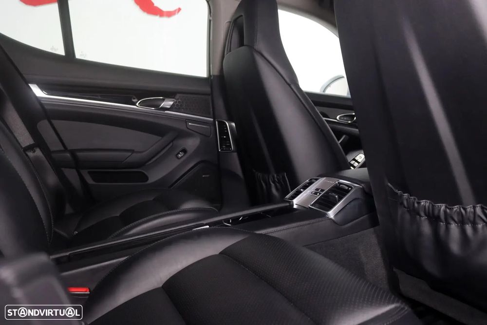 Porsche Panamera S Hybrid - 17