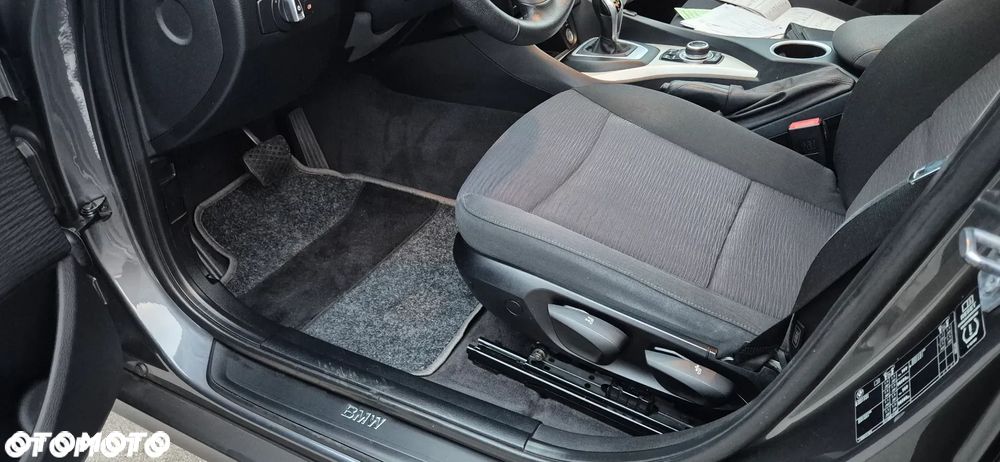 BMW X1 - 24