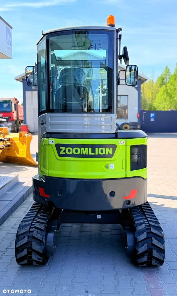 Zoomlion ZE26GU | FABRYCZNIE NOWA | Silnik KUBOTA | 3 ŁYŻKI | SZYBKOZŁĄCZE HYDRAULICZNE | ZE27GU - 7