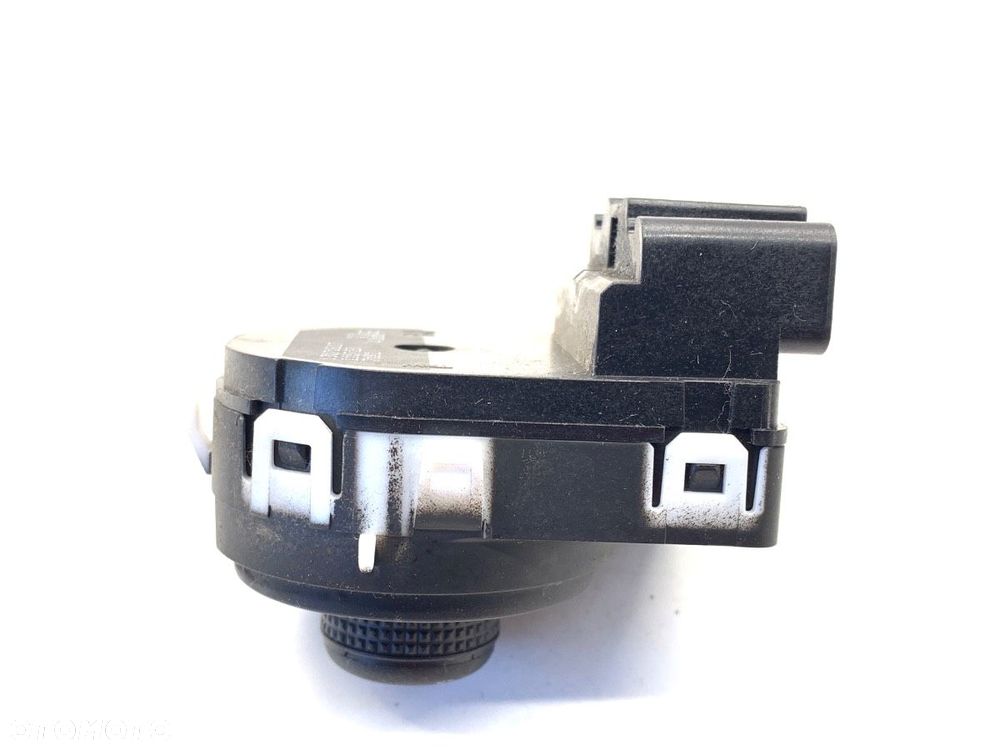 PRZEŁĄCZNIK REGULACJI LUSTEREK  OPEL ASTRA J sedan 2012 - 2022 1.4 LPG (69) 103 kW [140 KM] - 2