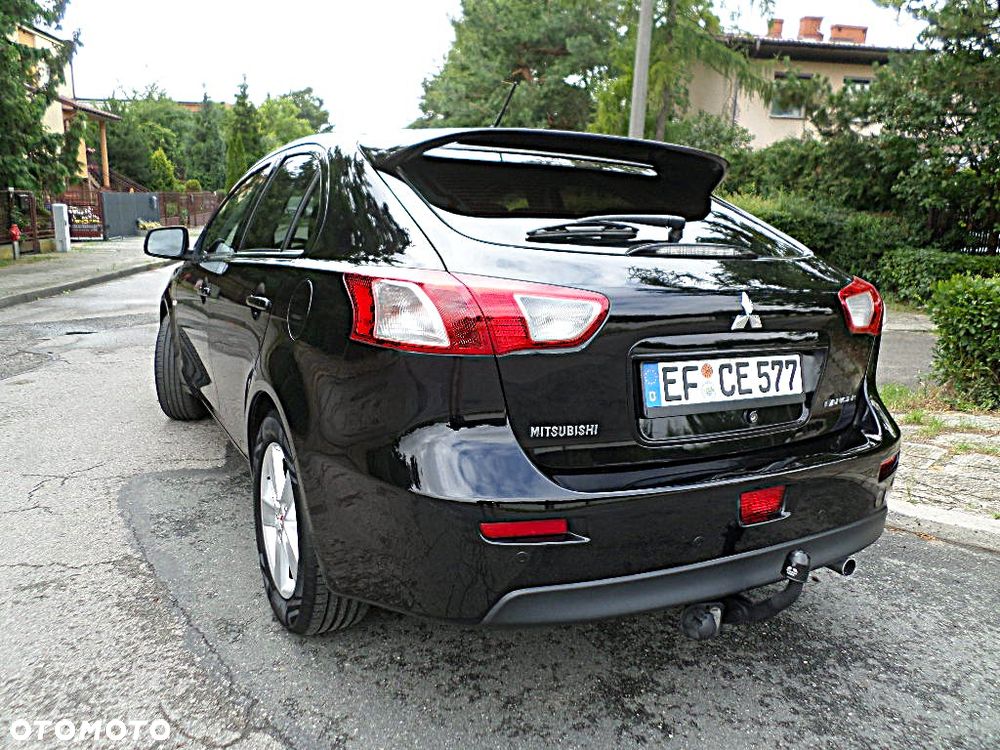 Mitsubishi Lancer 1.8 Instyle NAVI - 3