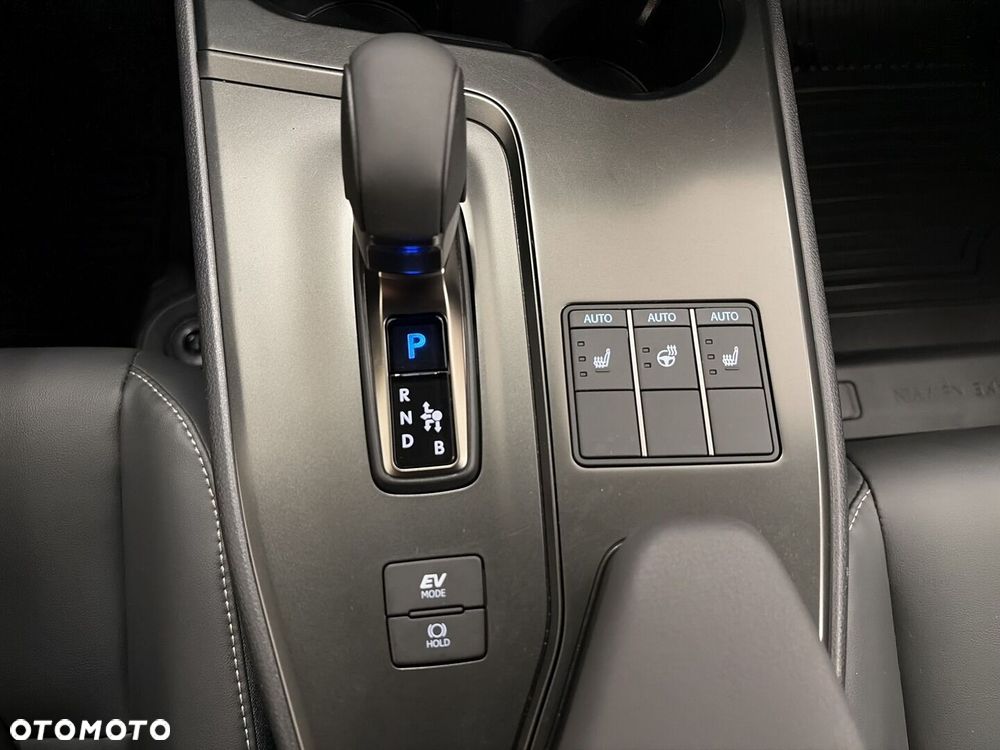 Lexus UX 300h F Sport Design - 20
