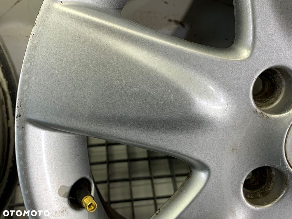 FELGI ALUMINIOWE KOMPLET 15 5.5J 4X100 CENTR 60,1 ET50 - 800.00 PLN - NISSAN - 7