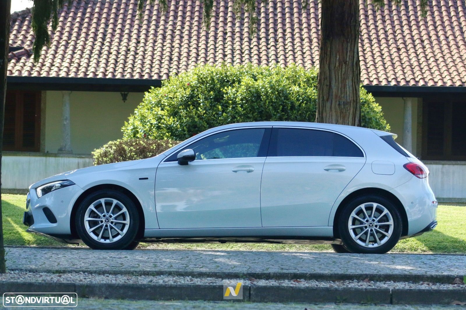 Mercedes-Benz A 250 e Style Plus - 1