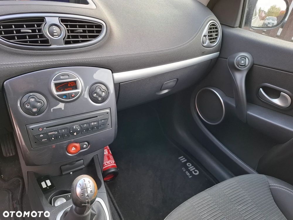 Renault Clio 1.5 dCi Dynamique - 12
