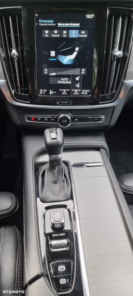 Volvo V90 Cross Country B5 D AWD Ultimate - 34