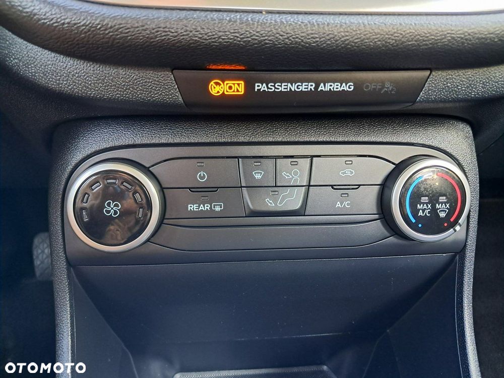 Ford Fiesta - 30