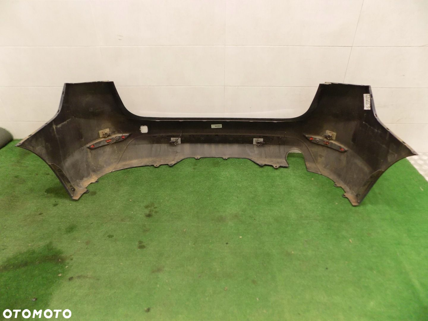 BMW 2 F46 ZDERZAK TYŁ 4PDC C09 - 6