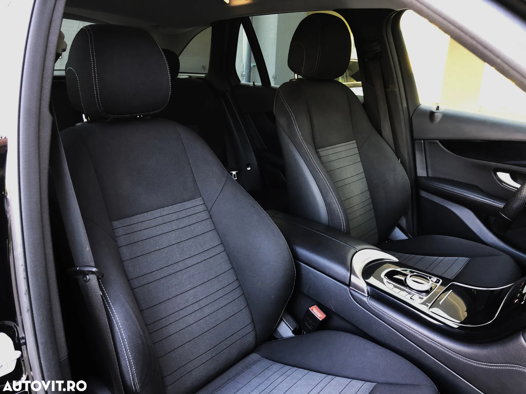 Mercedes-Benz GLC 220 d 4Matic 9G-TRONIC - 13