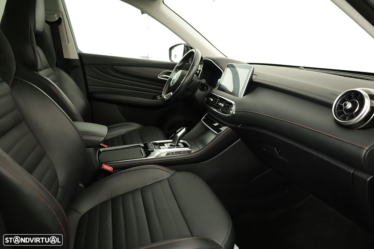 MG EHS 1.5 T-GDI Plug-in Hybrid Luxury - 19