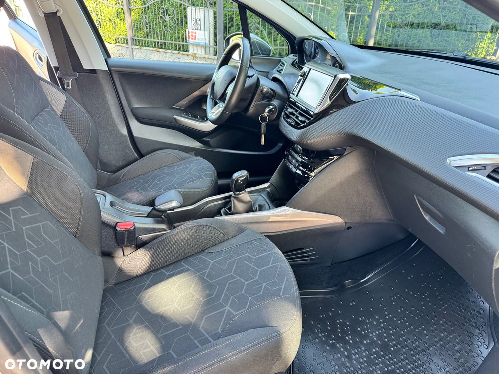 Peugeot 2008 1.6 BlueHDi Active - 21