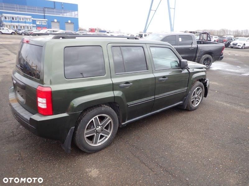 Jeep Patriot 2.4 Limited CVT2 - 5