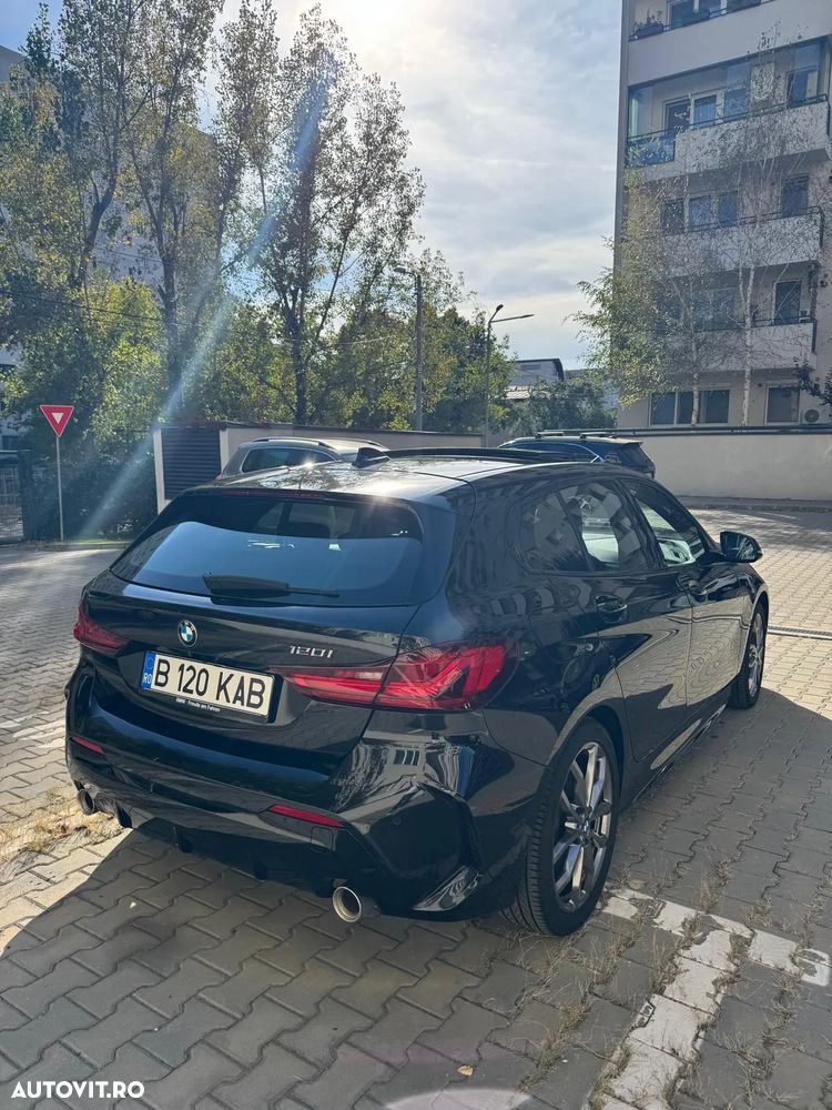 BMW Seria 1 120i AT - 7