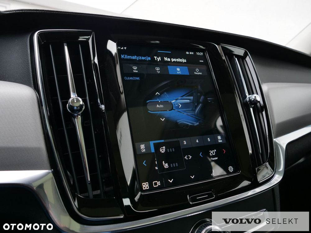 Volvo V90 Cross Country - 26