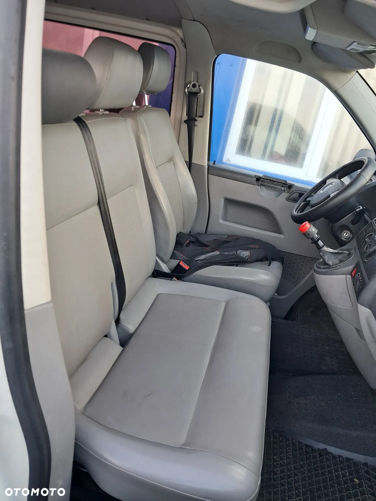 VW Transporter T5 2.5 TDI BNZ części, karoseryjne, silnikowe, wnętrza - 14