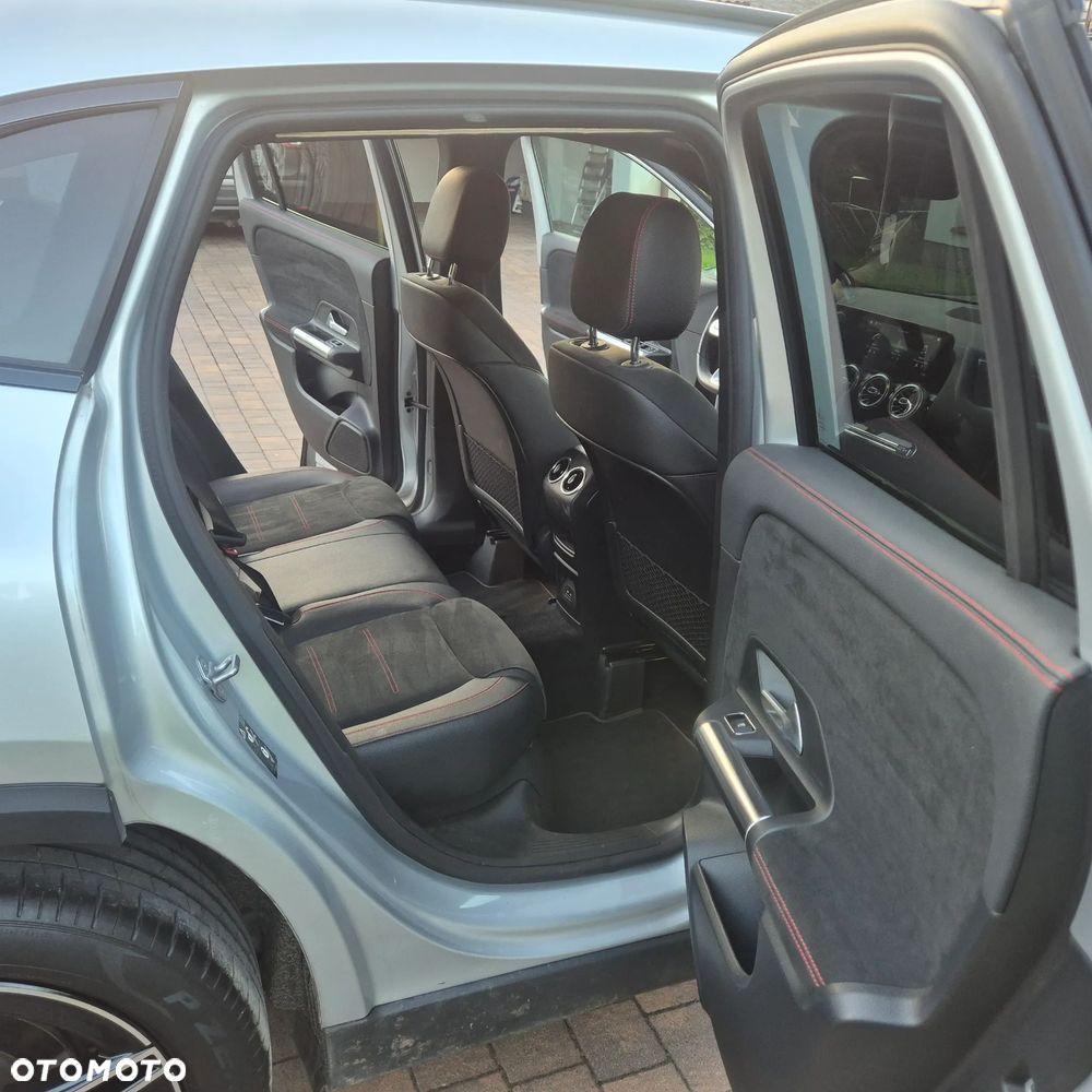 Mercedes-Benz GLA 180 d 8G-DCT AMG Line - 27