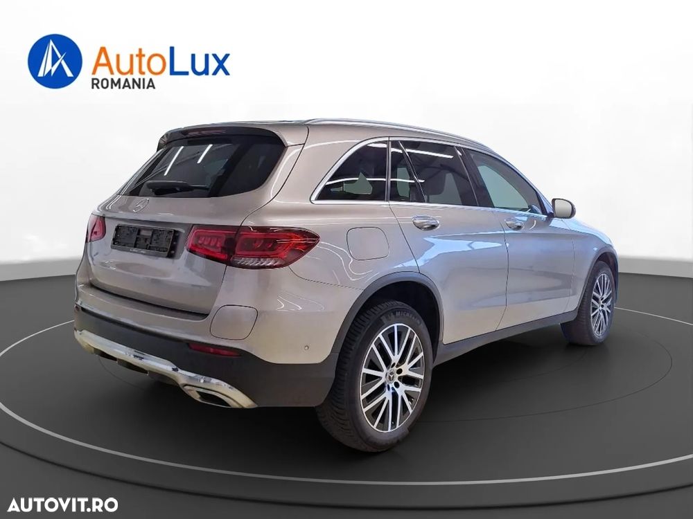 Mercedes-Benz GLC 300 de 4Matic 9G-TRONIC - 2