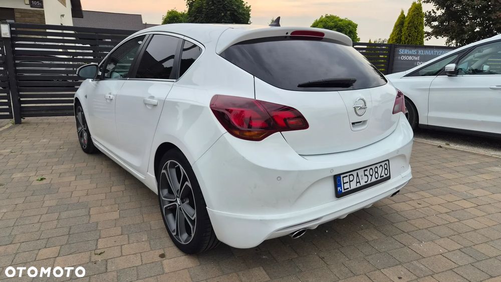 Opel Astra 2.0 CDTI BiTurbo ecoFLEX Start/Stop - 11