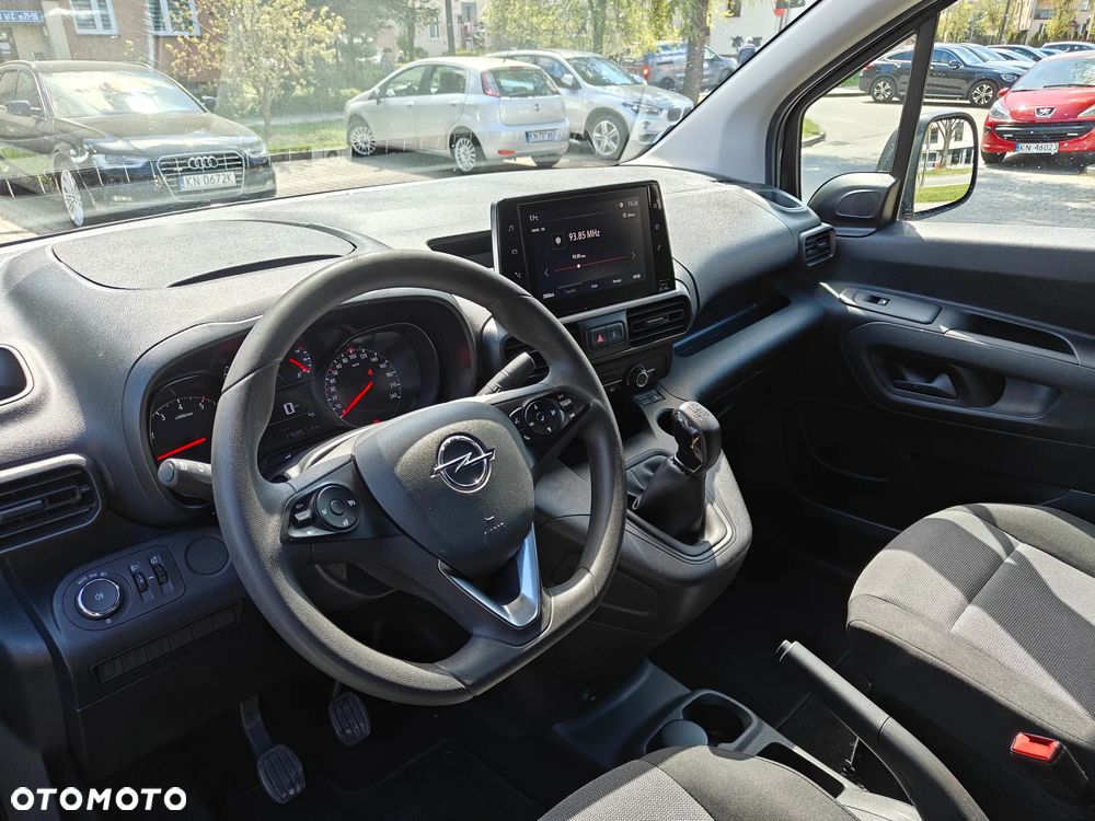 Opel Combo 1.5 CDTI Essentia S&S - 19