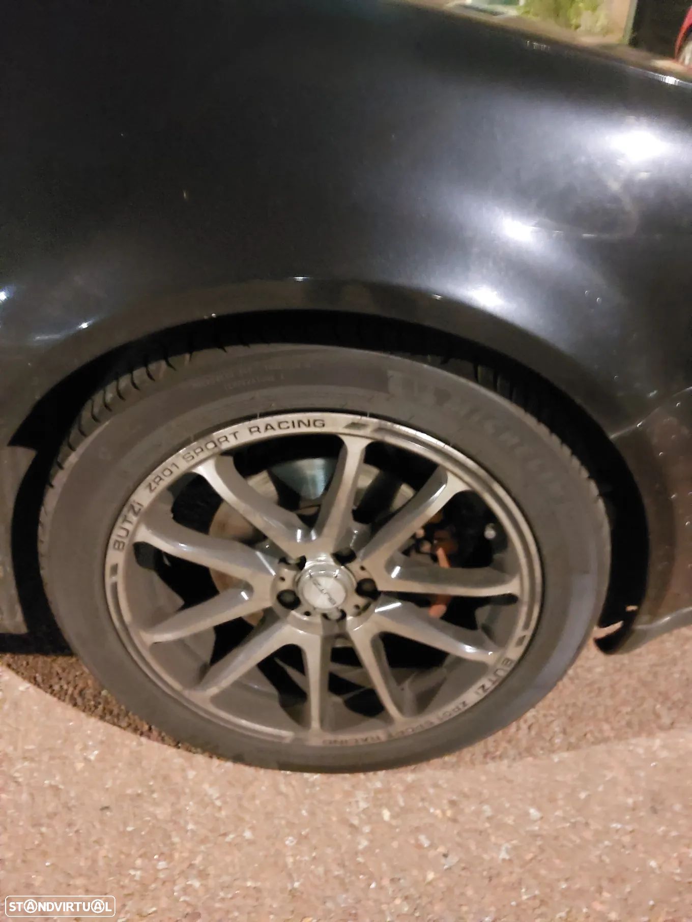 VW Golf 1.9 TDi Highline - 1