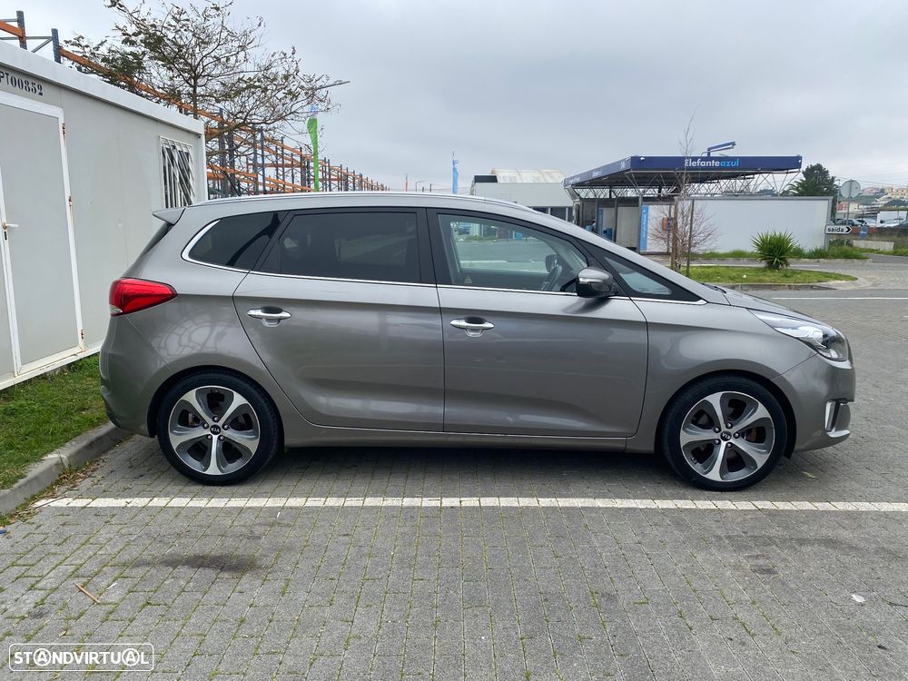 Kia Carens 1.7 CRDi ISG TX - 4