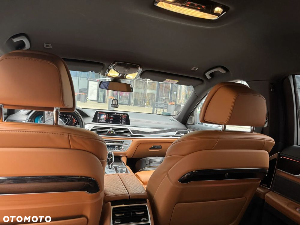 BMW Seria 7 - 16