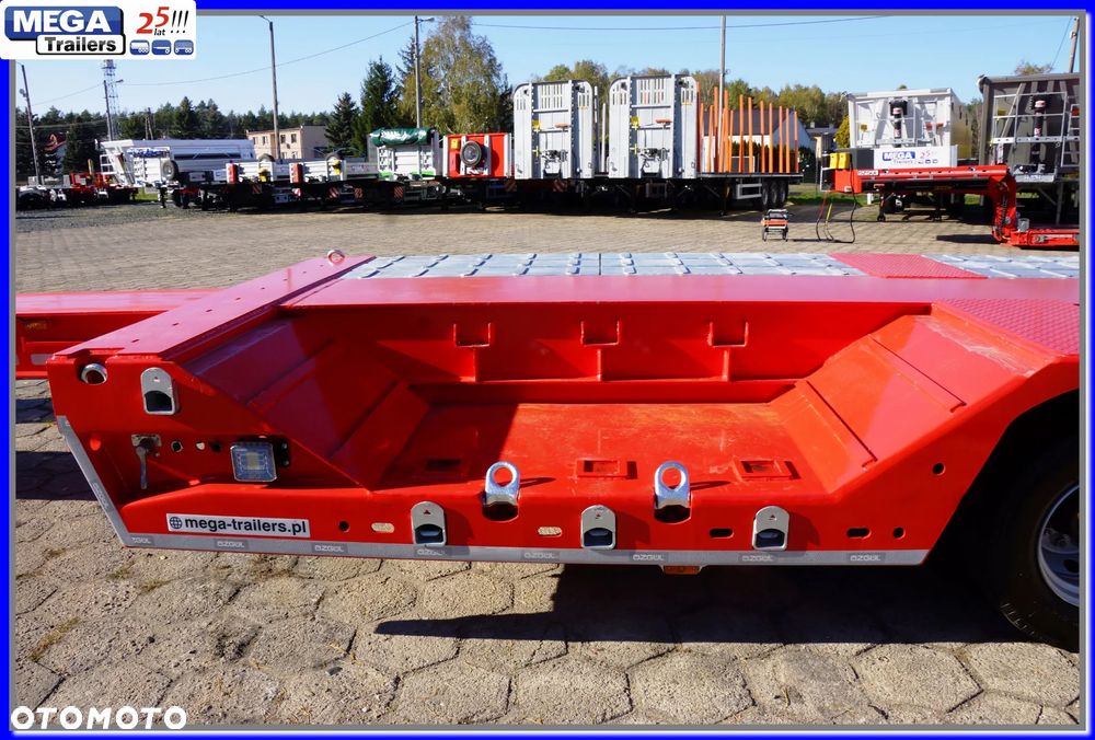 Mega Nisko-podłogowa 3 osie, 18,60 m dł., ZAGŁEBIENIA NA KOŁA pod maszyny leśne i budowlane !!! - 27