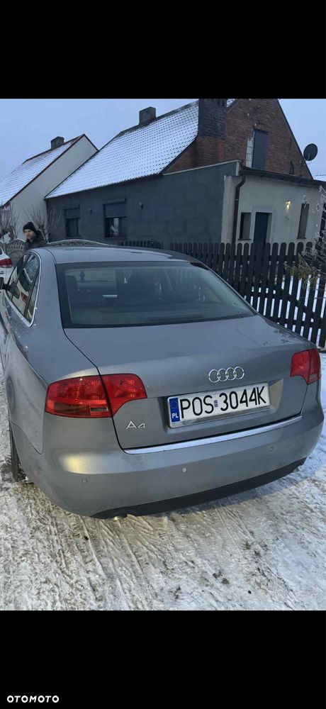 Audi A4 Limousine - 2