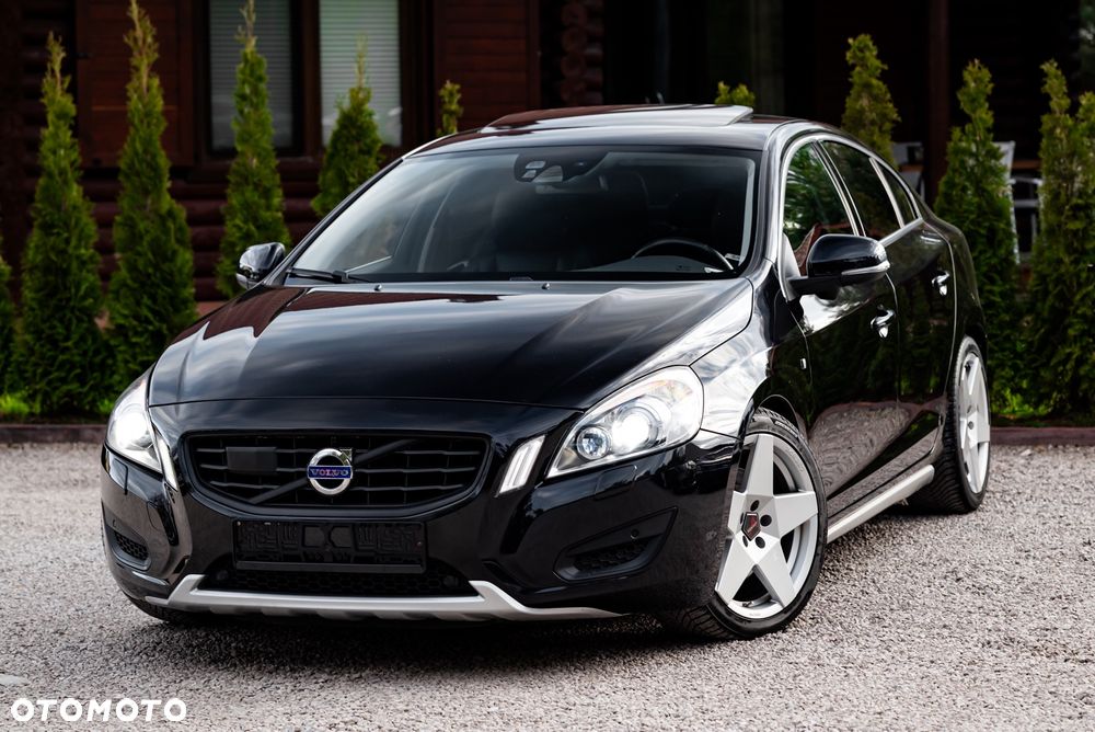 Volvo S60 D5 AWD Geartronic RDesign - 1