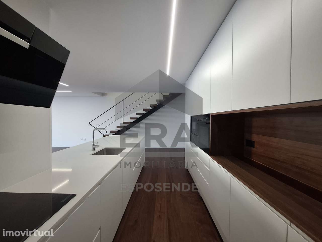 Moradia de  luxo 1ª linha da marginal - Grande imagem: 5/33