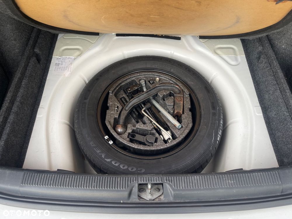 Skoda Octavia 2.0 TDI DPF RS DSG - 18