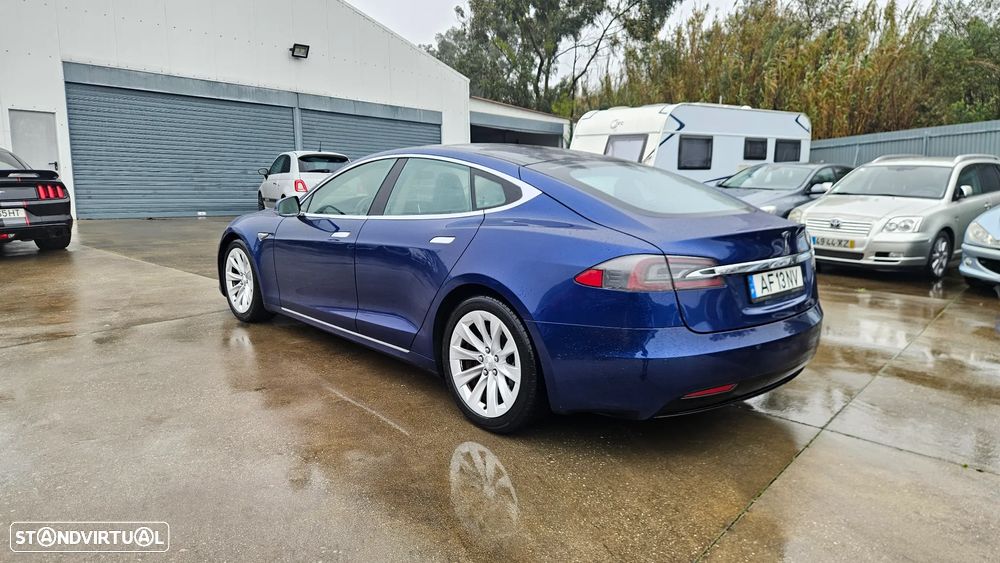 Tesla Model S Standard - 8